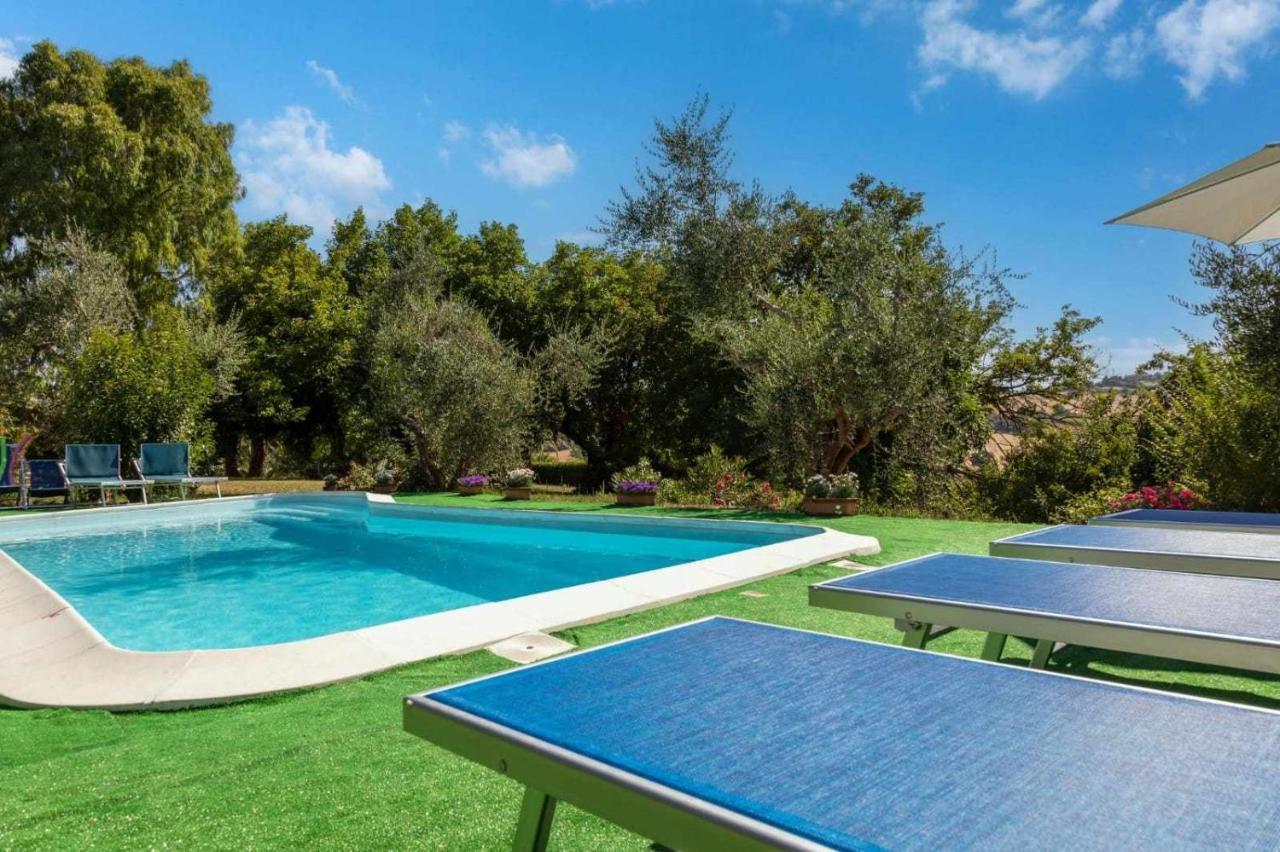 La Meriggia Agriturismo- Ampio Appartamento Con Terrazza Esclusiva Анкона Экстерьер фото